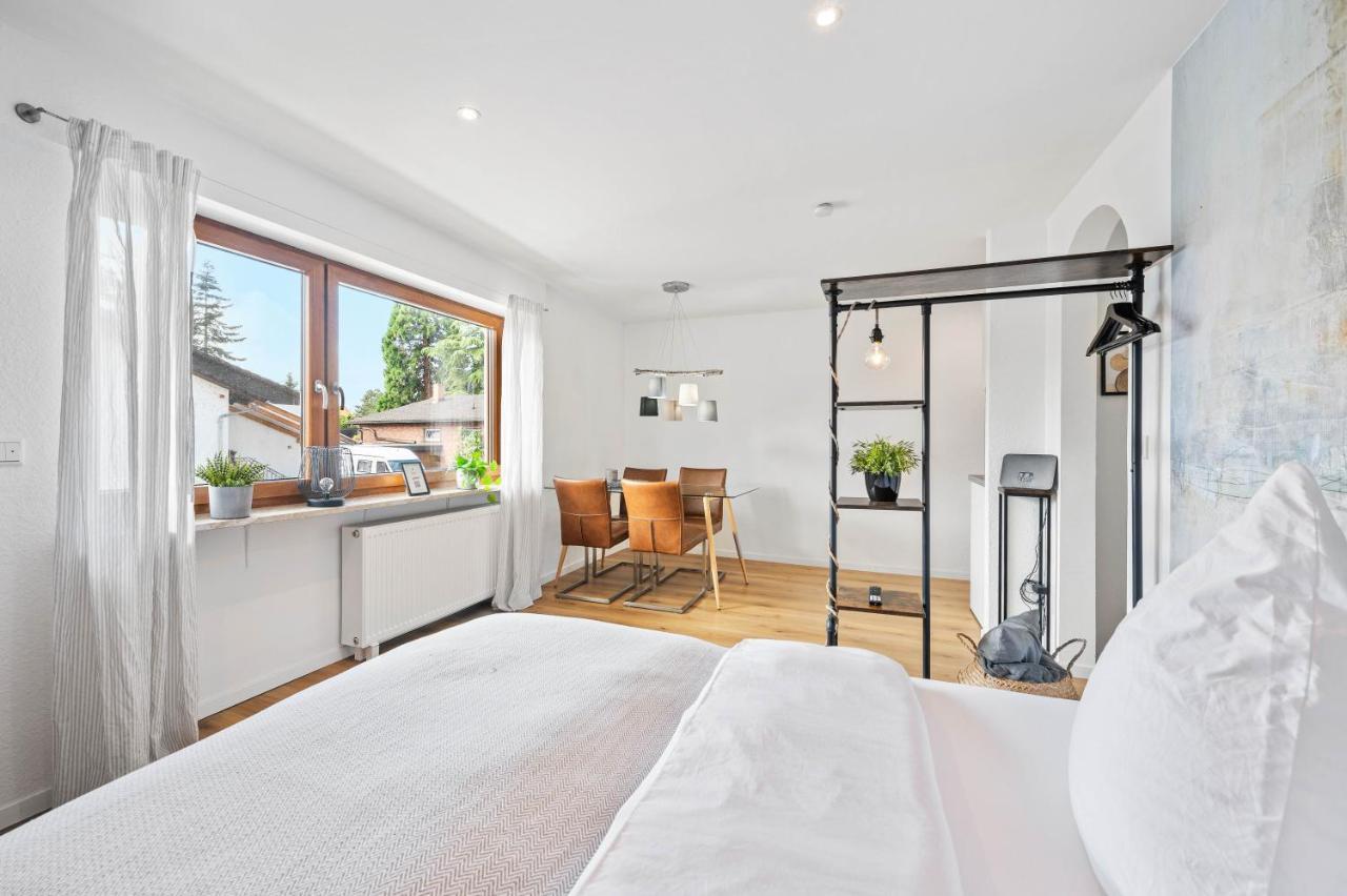 Ruhiges Und Zentrales Apartment In Huettenfeld Lampertheim Esterno foto